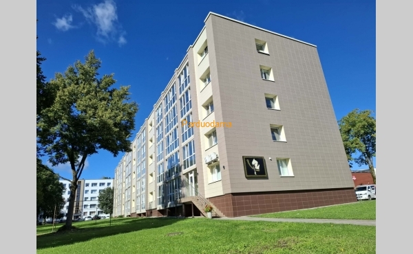 PARDUODAMAS PRABANGIAI ĮRENGTAS BEI SĖKMINGAI 10-tus METUS VEIKLOS SKAIČIUOJANTIS GROŽIO SALONAS, TELŠIUOSE!